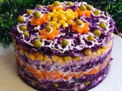 Салат «Пожар в джунглях» с капустой