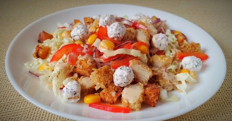 салат с курицей