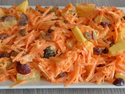 Салат с ананасом и морковью