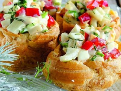 Салат с кальмарами