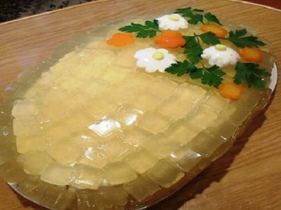 Салат с курицей и огурцом