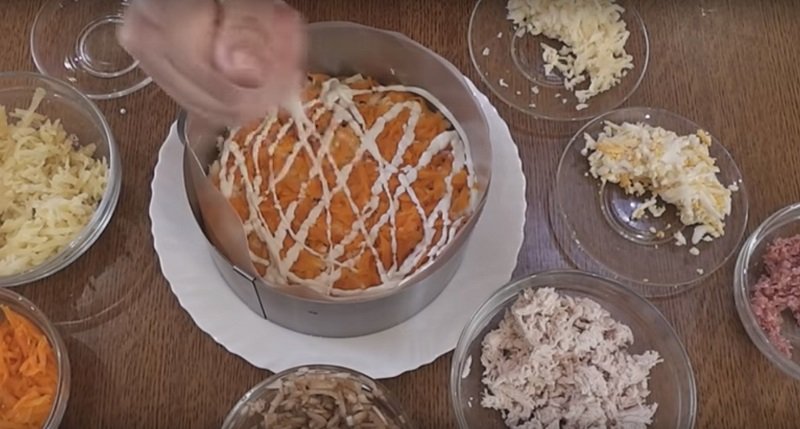 салат с сыром