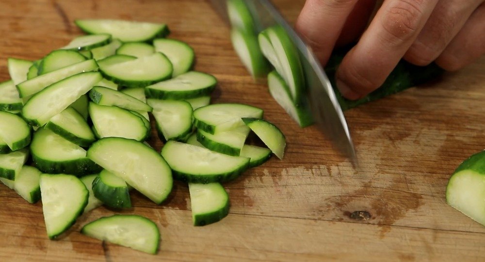 салат с редиской и тунцом