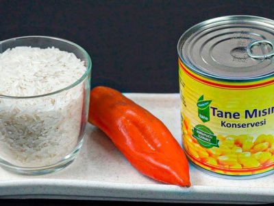 Летний салат с рисом и кукурузой