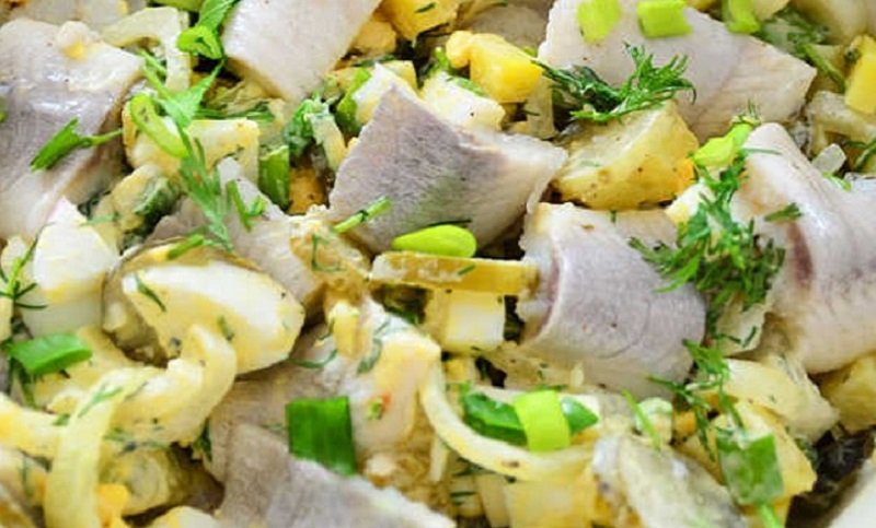 салат с селедкой