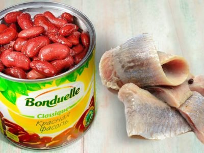 Салат с селедкой и фасолью