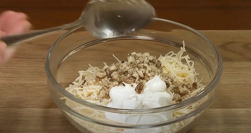 приготовление сырного слоя