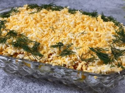 Салат со скумбрией и рисом