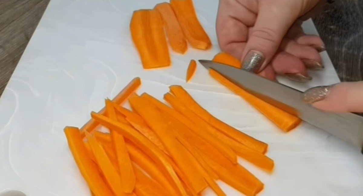 нарезание моркови