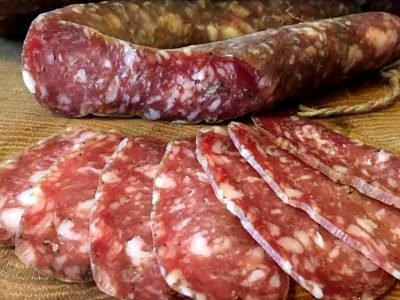 Сыровяленая салями в домашних условиях