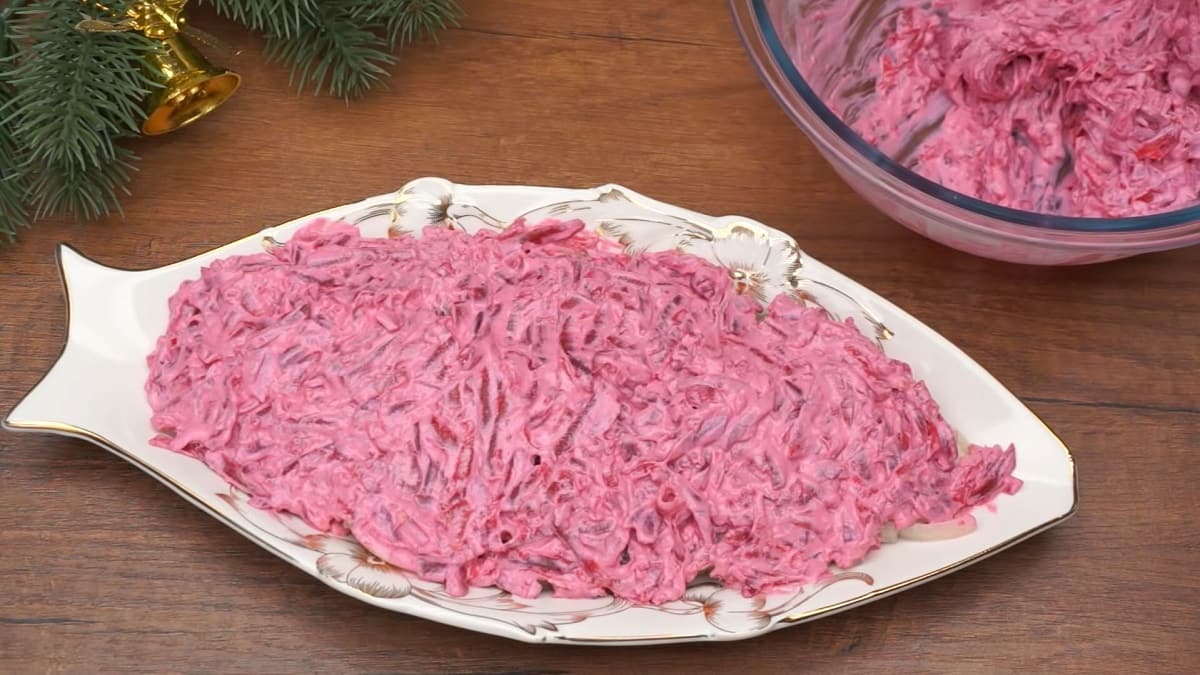 сельдь под соусом