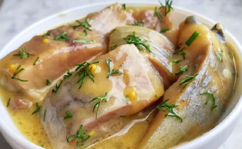 вареник с вишней в разрезе