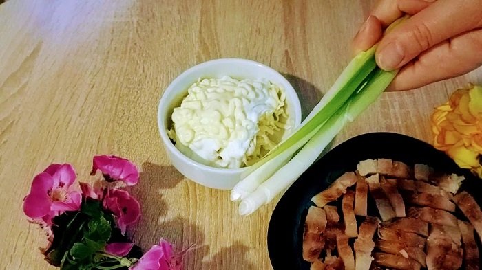 сыр с зеленым луком