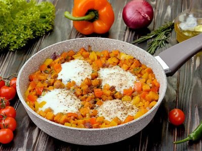 Шакшука со сладким картофелем