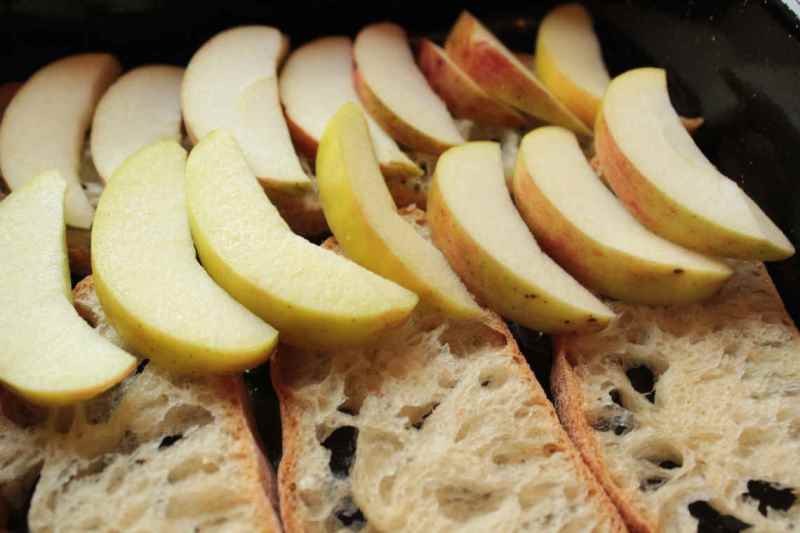 шарлотка из хлеба