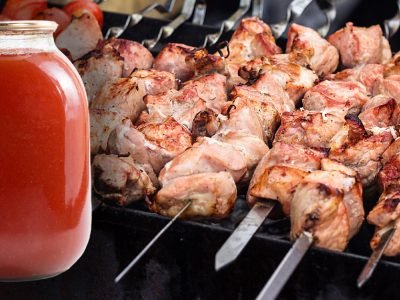 Нежный шашлык в томатном соке