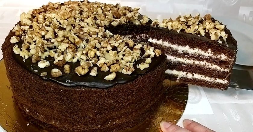 Шоколадный торт «Арабские сказки» с лимонным кремом