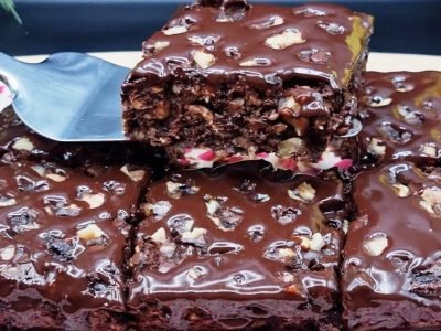 Нежный шоколадный торт без муки и масла