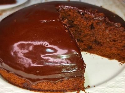 Шоколадный торт на воде без яиц