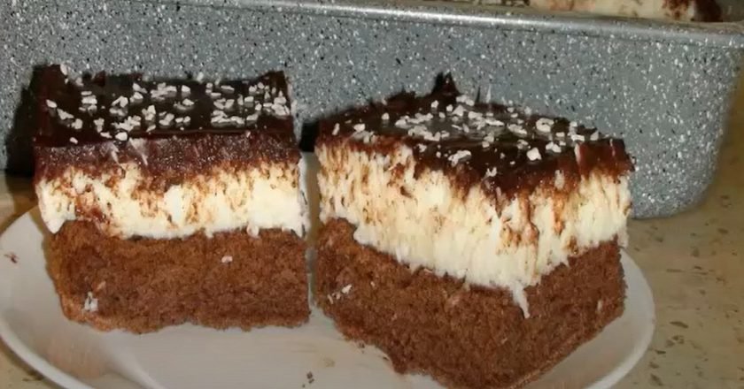 Шоколадный торт с кокосовым кремом