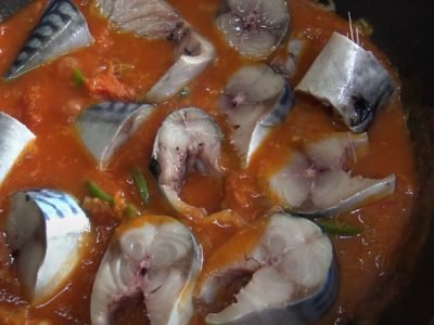 Скумбрия в томате