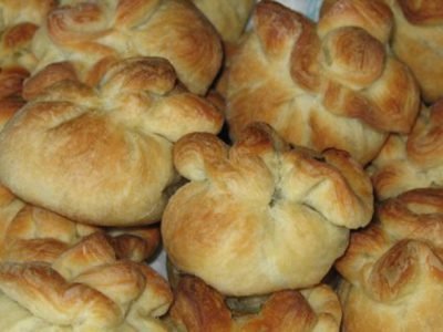 Слоеные мешочки с фаршем