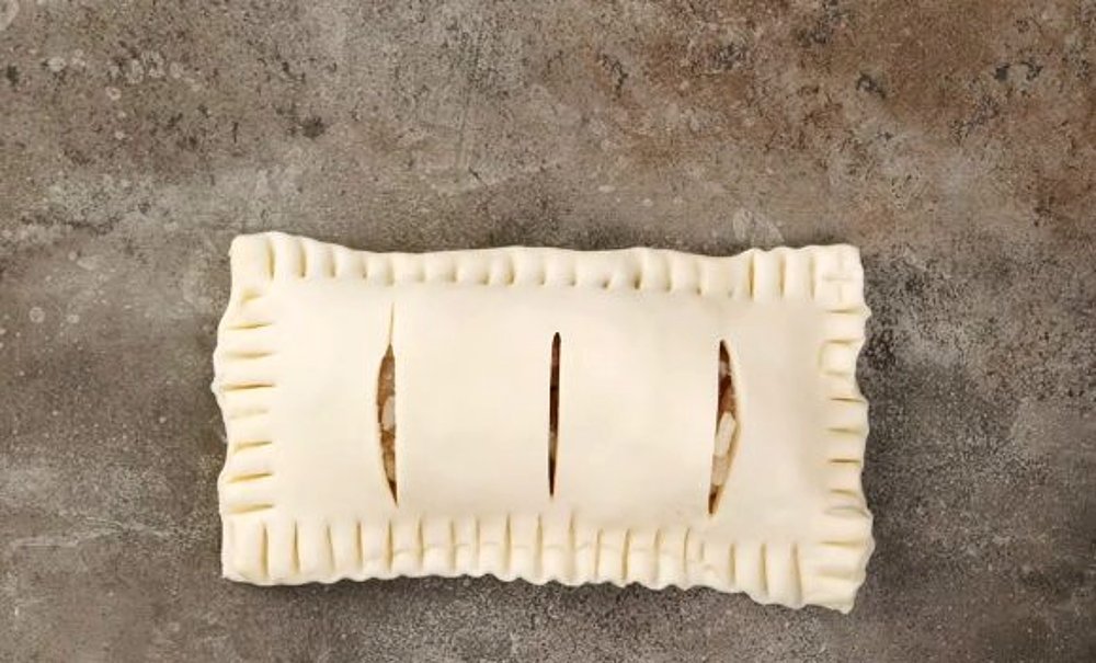 слоеные пирожки с рыбой