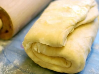 Слоеный пирог с фаршем