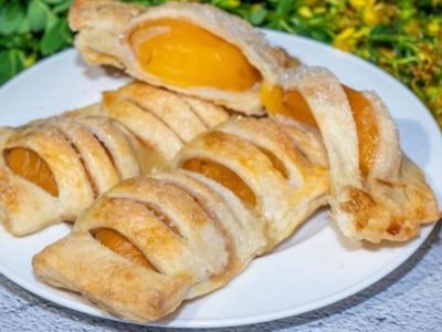 Слойка с абрикосами