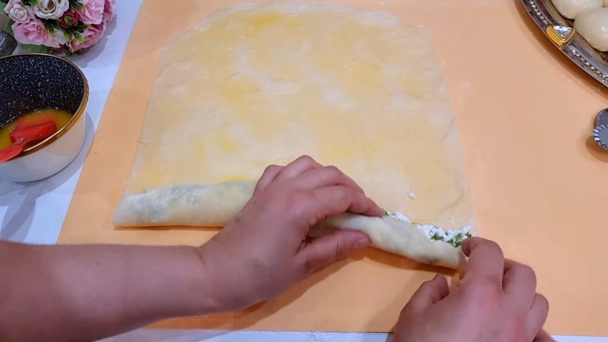 рулет с творогом
