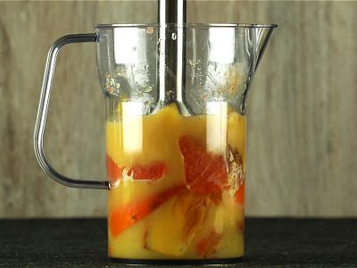 Смузи из хурмы и сицилийского апельсина