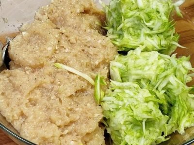 Сочный мясной пирог без муки