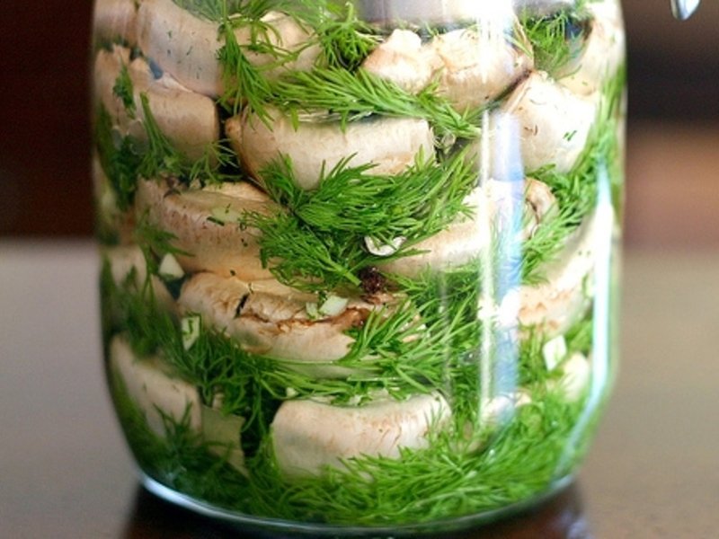 Соленые шампиньоны