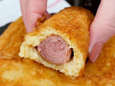 Сосиски в картофельном тесте