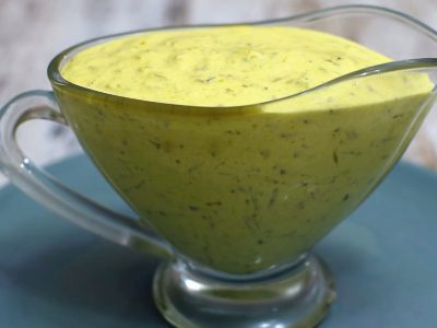 Соус с маринованными огурцами