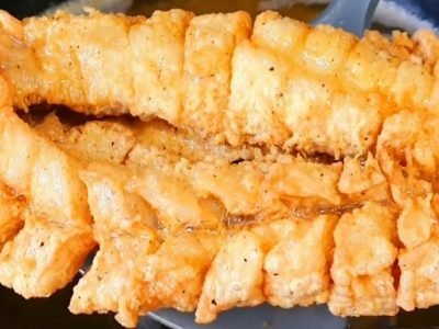 Жаренный судак в кляре на сковороде