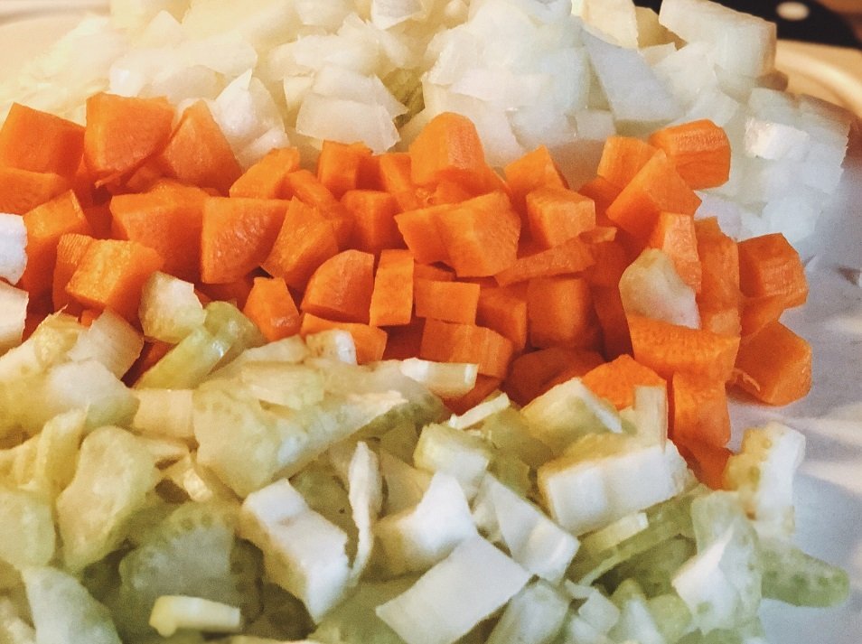 Суп с фасолью и чечевицей