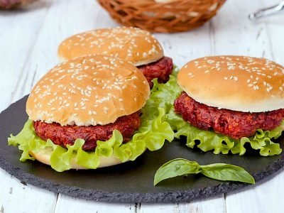 Свекольные котлеты с фетой