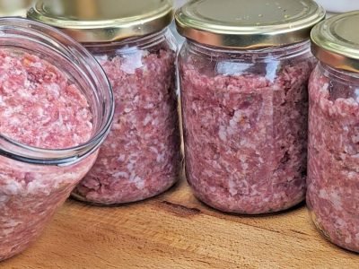 Свиная колбаса в домашних условиях