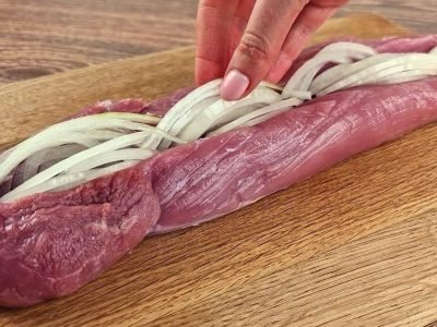 Свиная вырезка в беконе: рецепт с духовкой