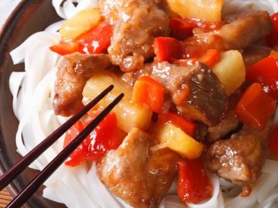 Свинина с ананасами