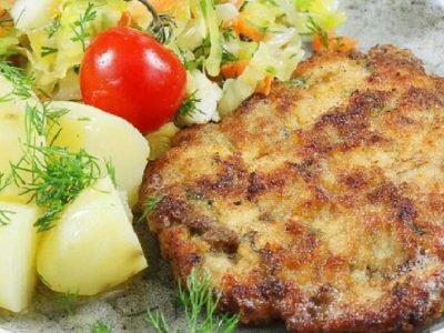 Свиные отбивные по-польски