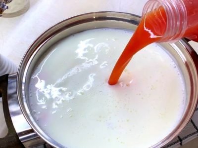 Сыр с томатным соком