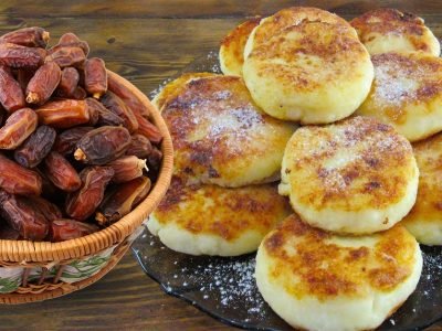 Сырники с финиками: рецепт без сахара