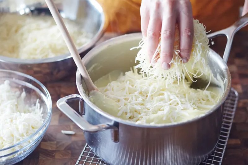 приготовление картофеля с моцареллой