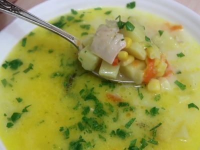 Сырный суп с кукурузой