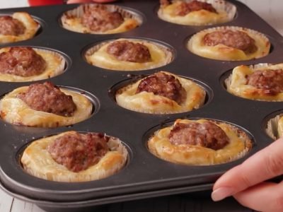 Тефтели в картофельном тесте