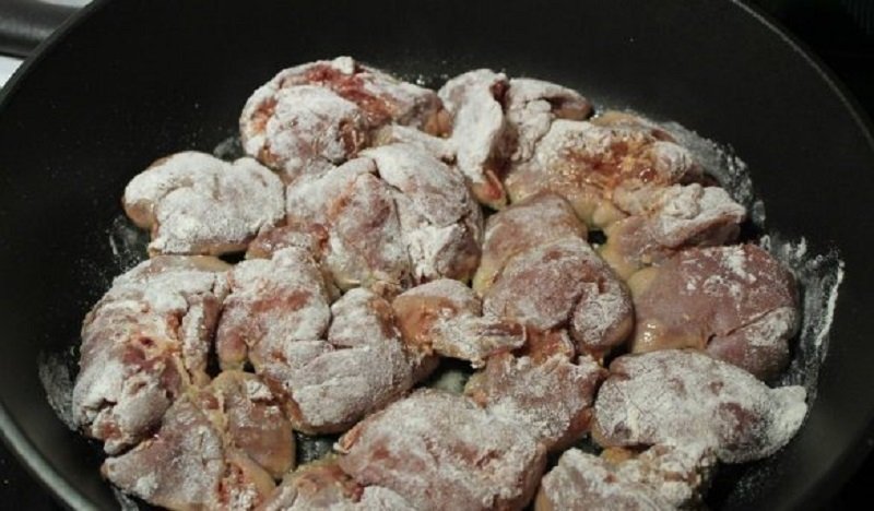 Жареная печень куриная с луком на сковороде пошагово рецепт фото