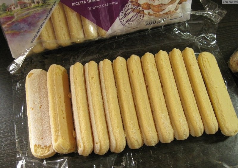 выкладка печенья савоярди