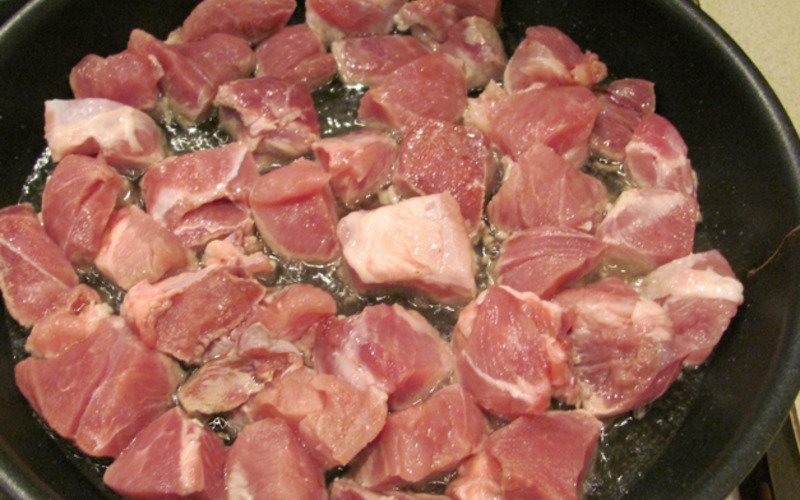 томленое мясо с луком